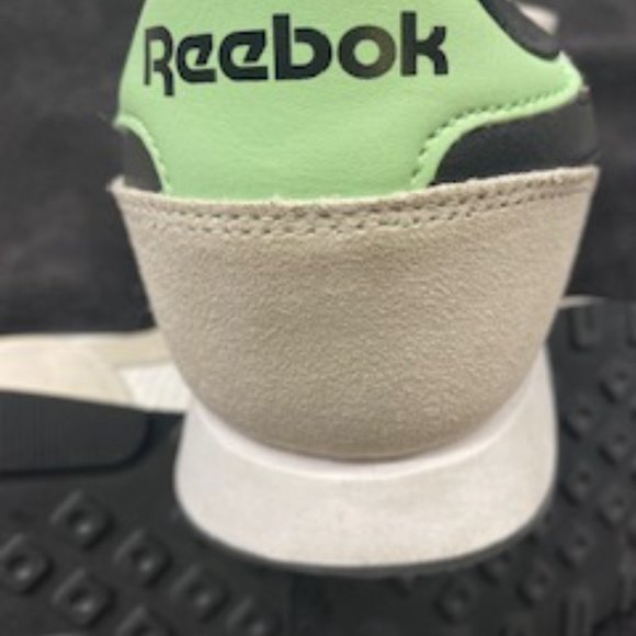 Men's Reeboks - Picture 3 of 8